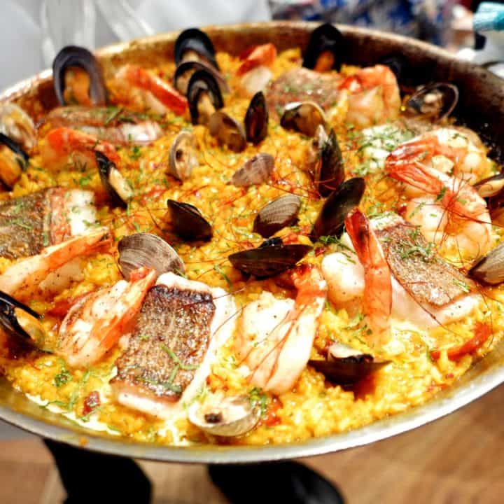 BOULEVARD KITCHEN OYSTER BAR SUNDAY SUPPER SERIES Spanish Paella Day Instanomss Nomss Food Photography Healthy Travel Lifestyle Canada
