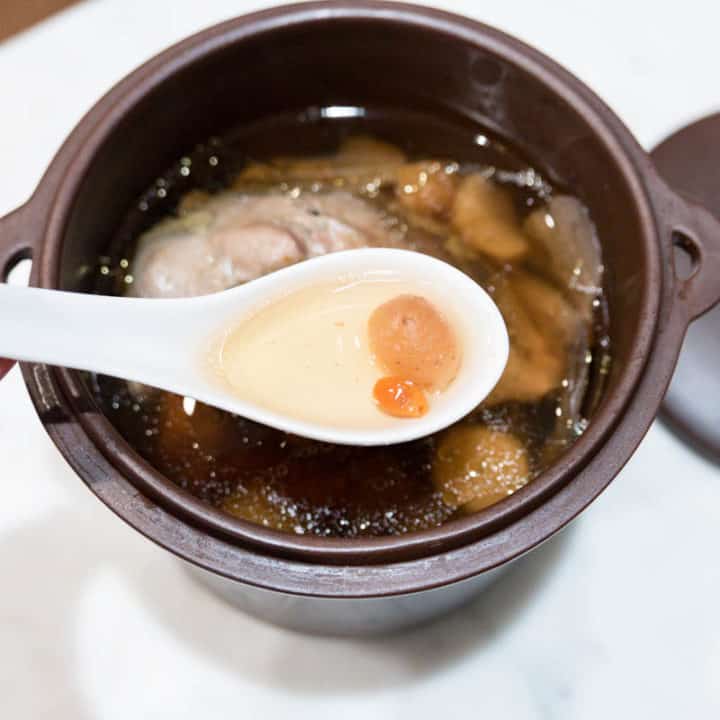 Nourishing Squab Soup 桂圆枸杞蓮子淮山炖乳鸽汤