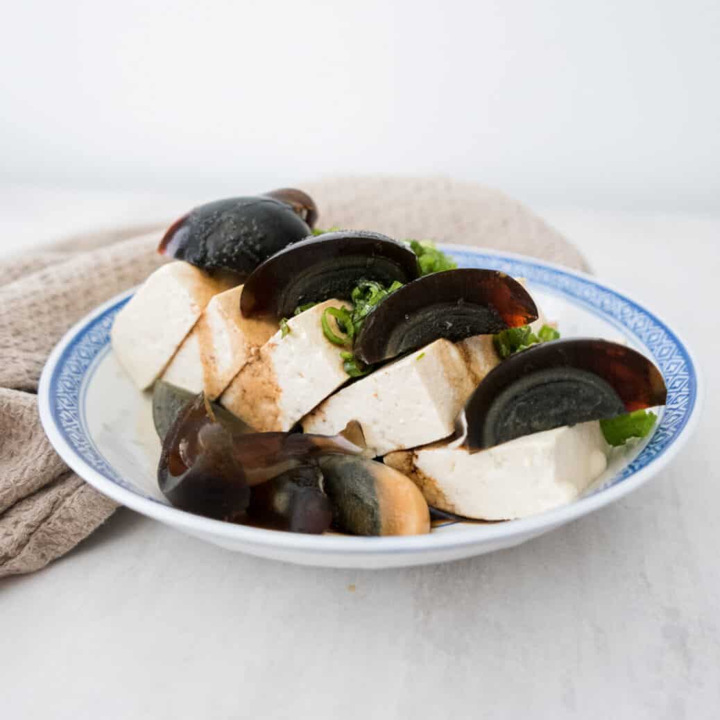 Century Egg and Cold Tofu (Chinese Appetizer) 凉拌皮蛋豆腐