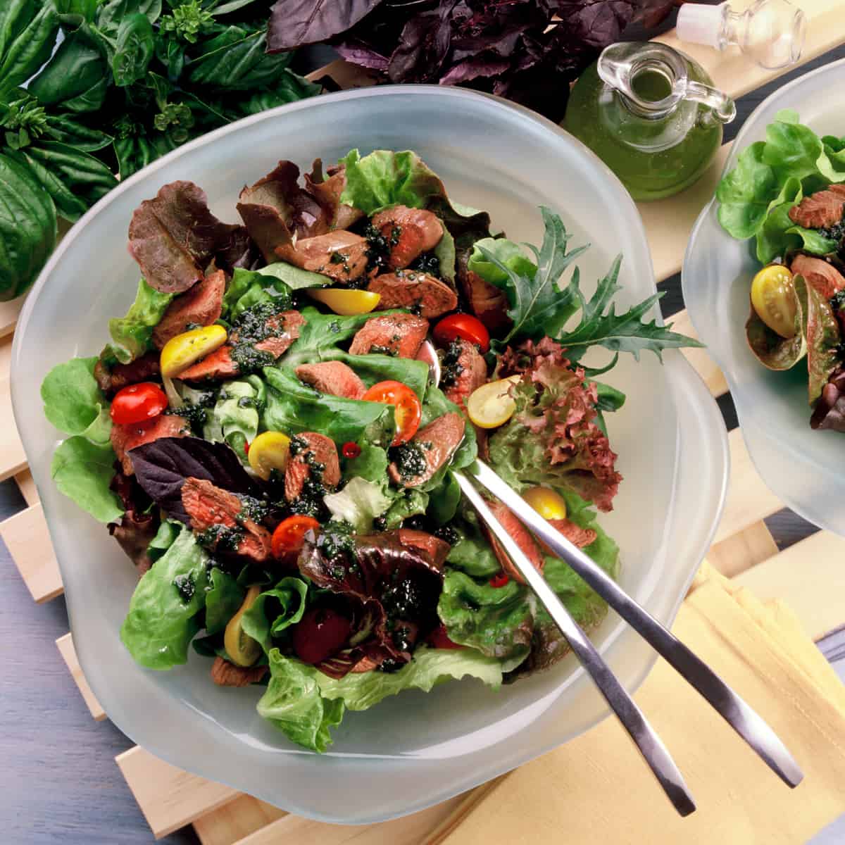 Vietnamese Spicy Beef Salad (Easy)