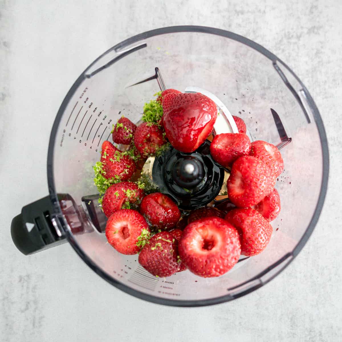Easy Homemade Strawberry Vinaigrette Salad Dressing