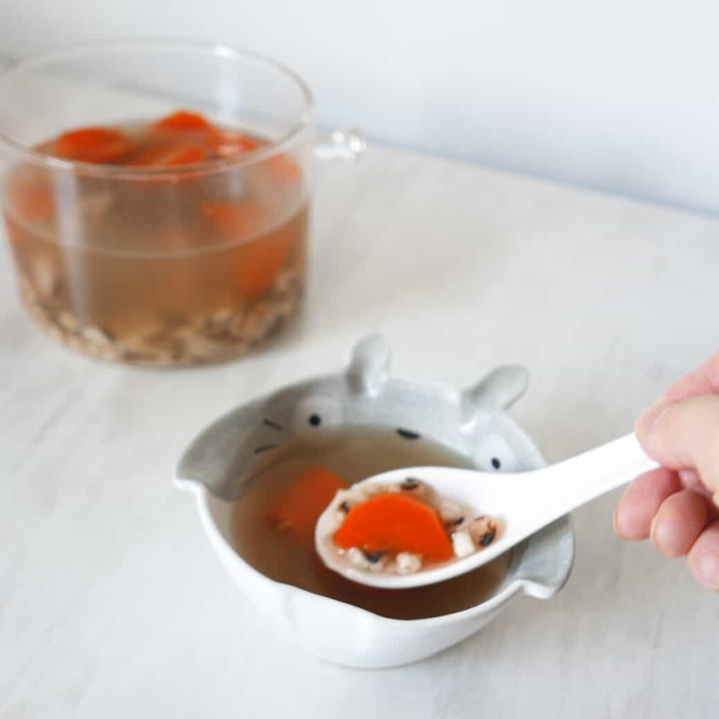 Spring Chinese Soup Chinese Spring Soup (Carrots Corn and Yam) 紅蘿蔔淮山粟米豬骨湯 - Nomss.com