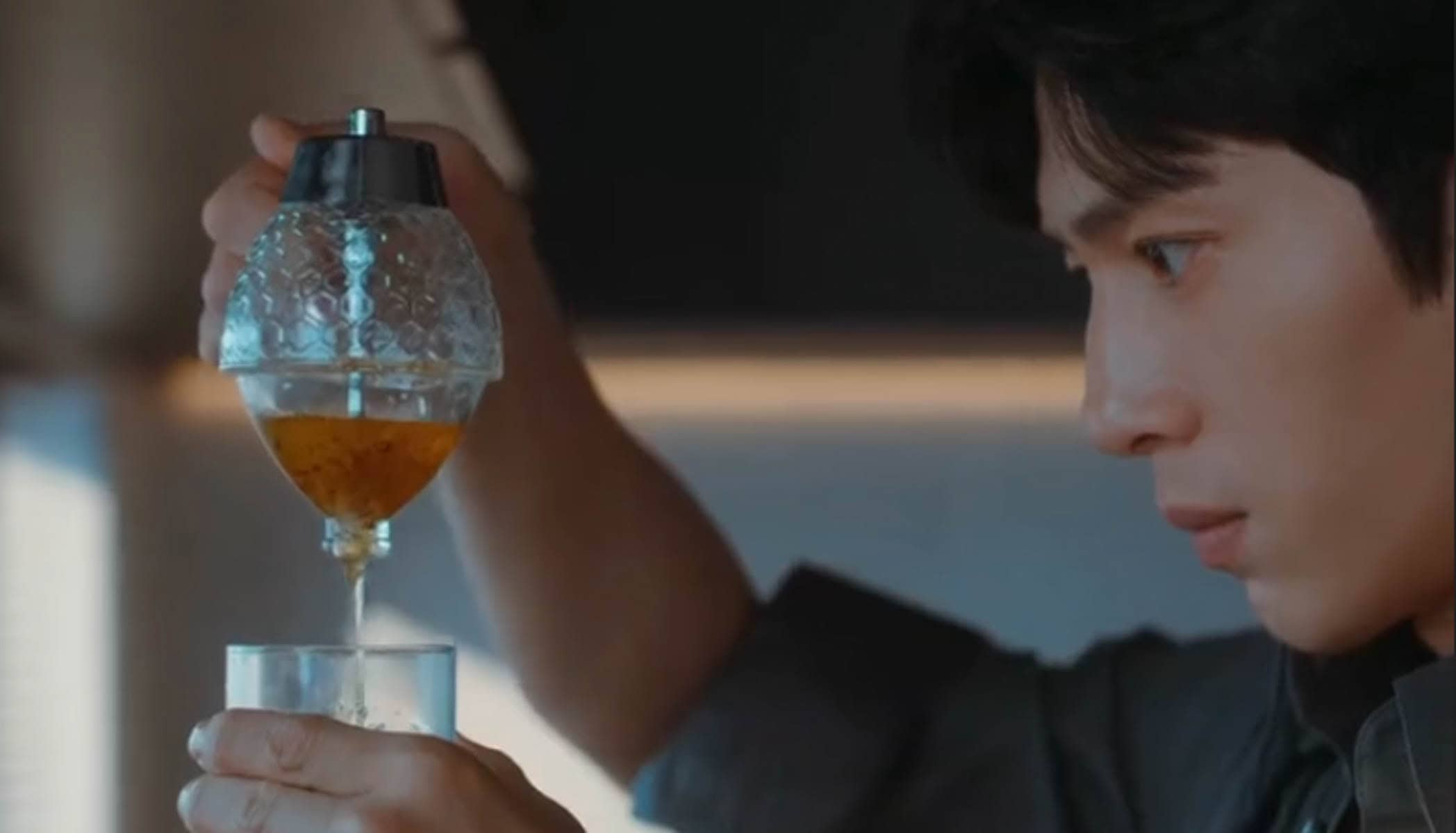 Morning after First Time Jing boran Luan Nian Luke Makes Flora Osmanthus Honey Milk for breakfast