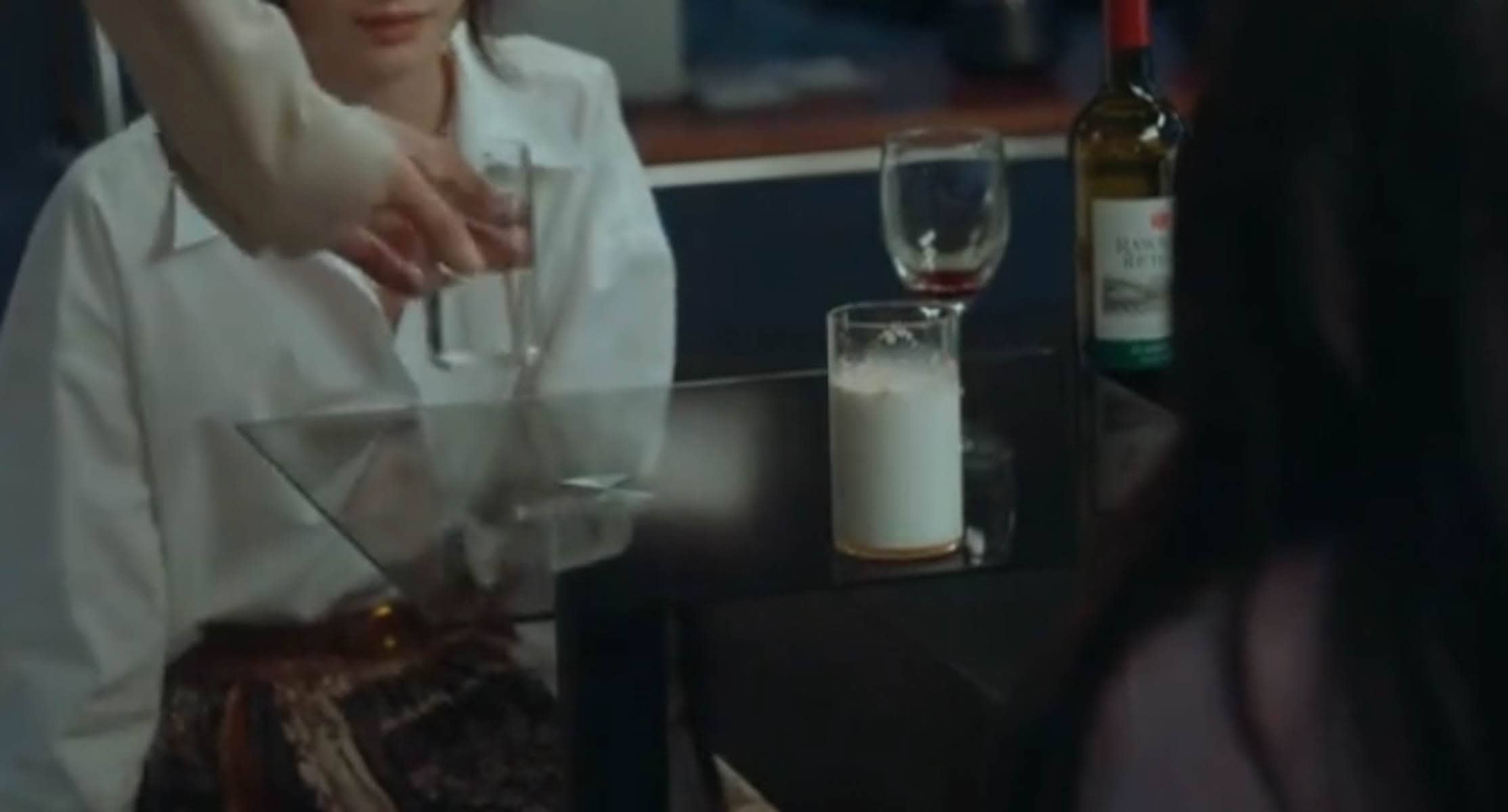 Luke Makes Flora Osmanthus Honey Milk but not for friend